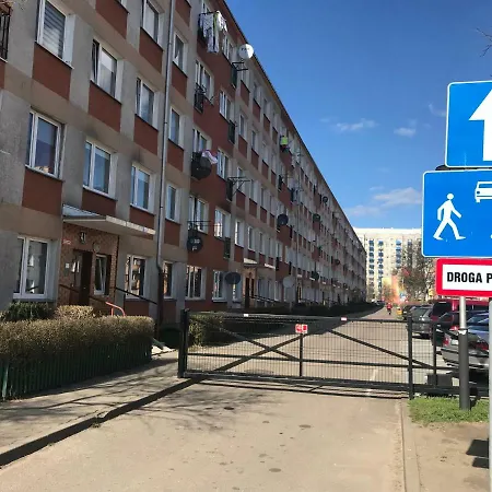 アパート Grochowska Apartament コウォブジェク