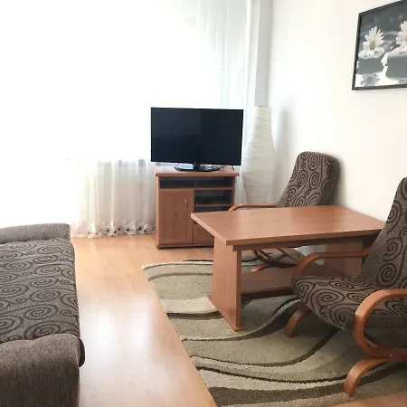 Grochowska Apartament アパート *